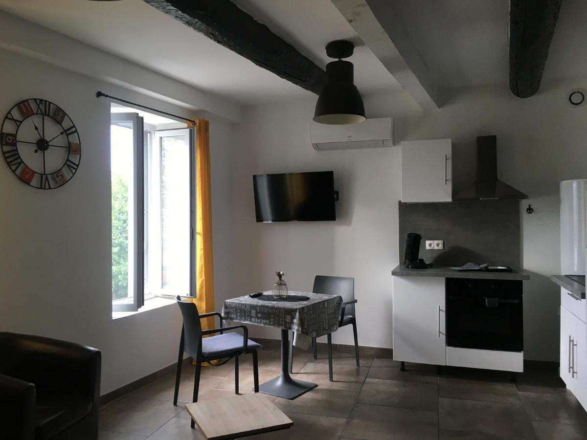 Appartement La Pomme D'Or Л'Іль-сюр-ла-Сорг Екстер'єр фото